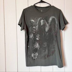 G21 Horse and Skeleton T-Shirt. Size Small.